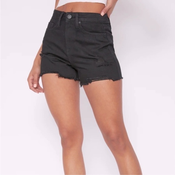 YMI Black Denim Dream fit distressed washed shorts women’s size 26 high rise - Picture 1 of 7